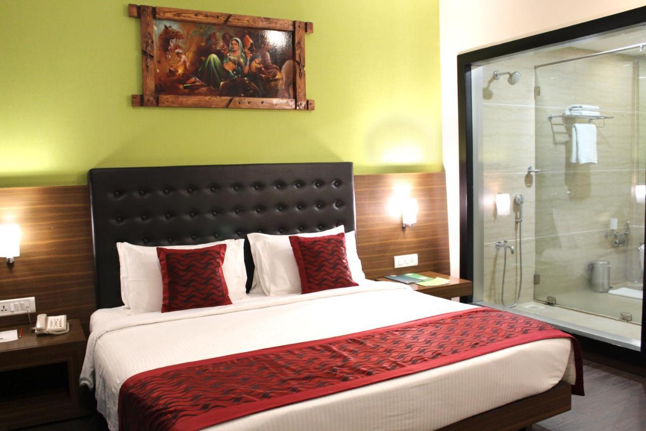 Hotel The Byke Suraj Plaza Thane Zewnętrze zdjęcie