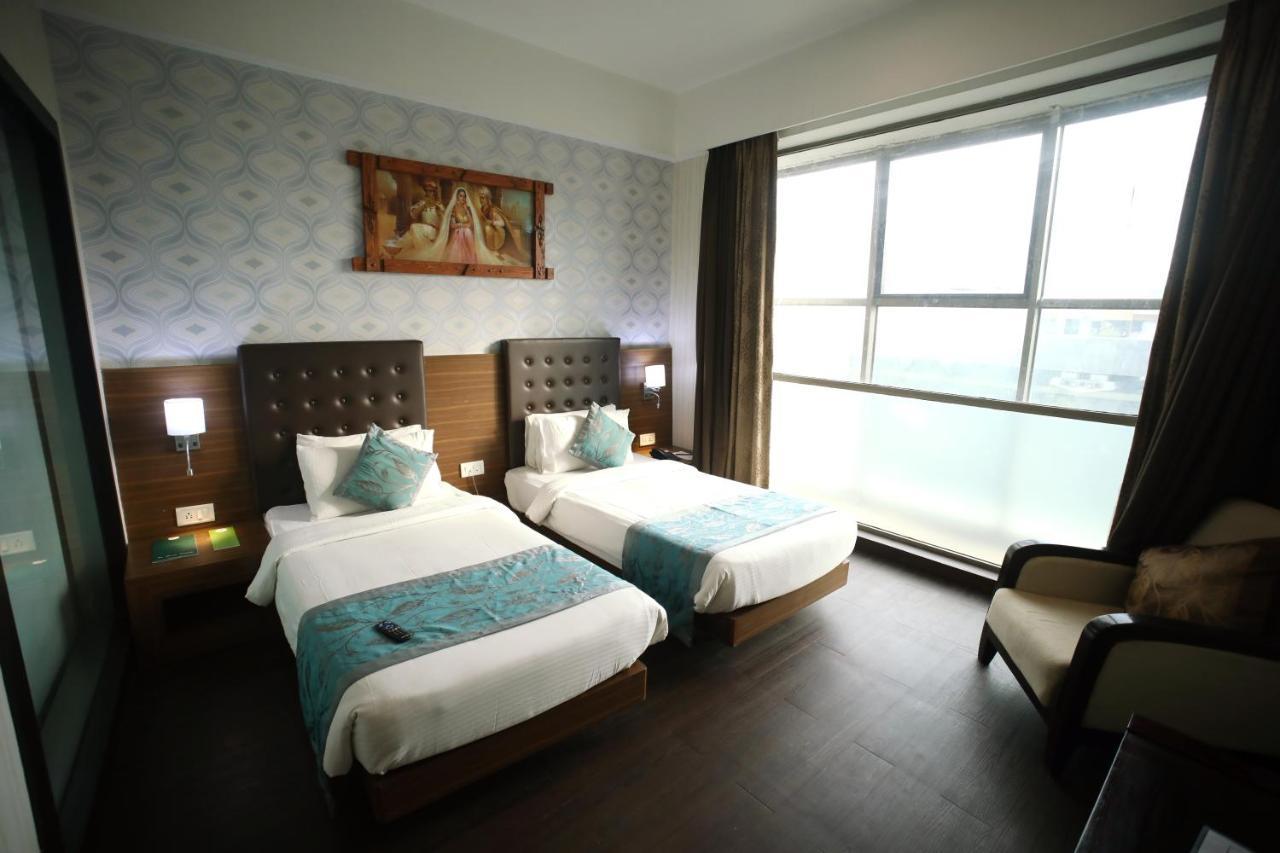 Hotel The Byke Suraj Plaza Thane Zewnętrze zdjęcie