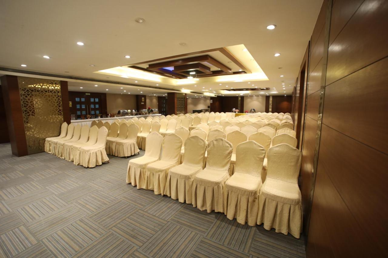 Hotel The Byke Suraj Plaza Thane Zewnętrze zdjęcie
