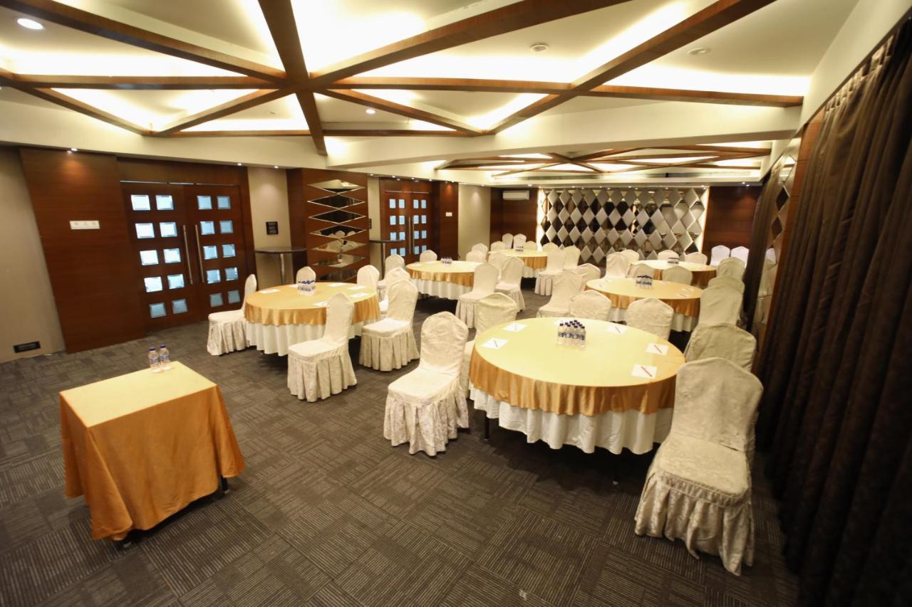 Hotel The Byke Suraj Plaza Thane Zewnętrze zdjęcie