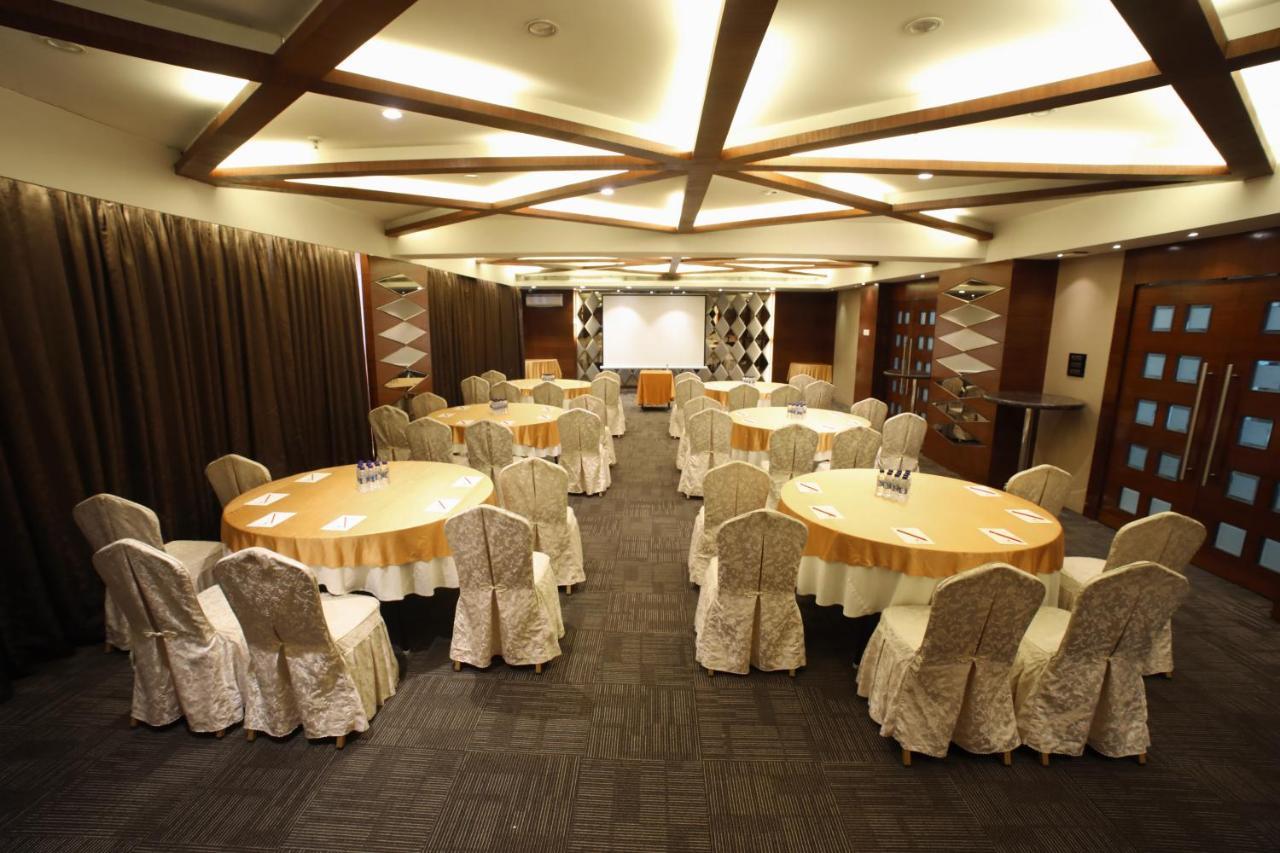 Hotel The Byke Suraj Plaza Thane Zewnętrze zdjęcie