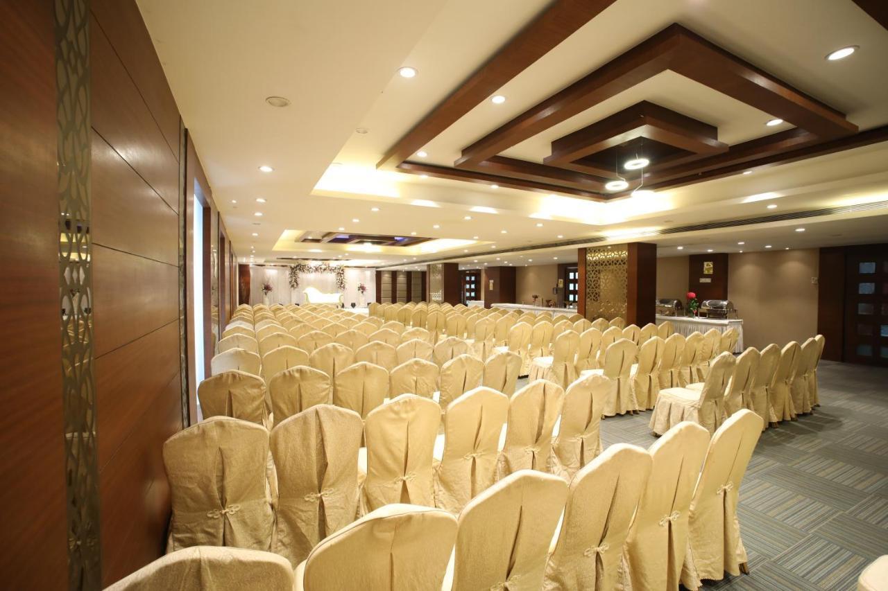 Hotel The Byke Suraj Plaza Thane Zewnętrze zdjęcie