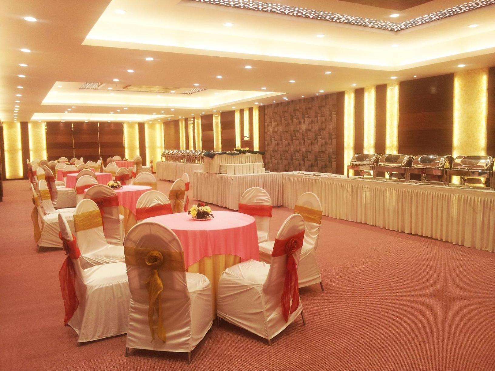 Hotel The Byke Suraj Plaza Thane Zewnętrze zdjęcie