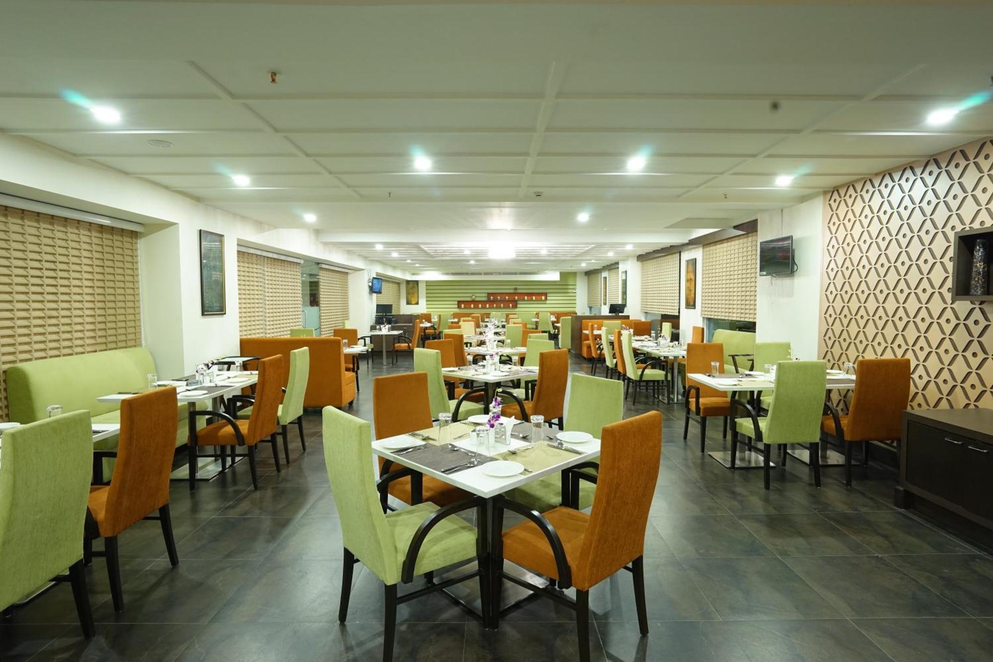 Hotel The Byke Suraj Plaza Thane Zewnętrze zdjęcie